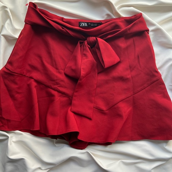 Red Zara Skirt - Picture 1 of 2